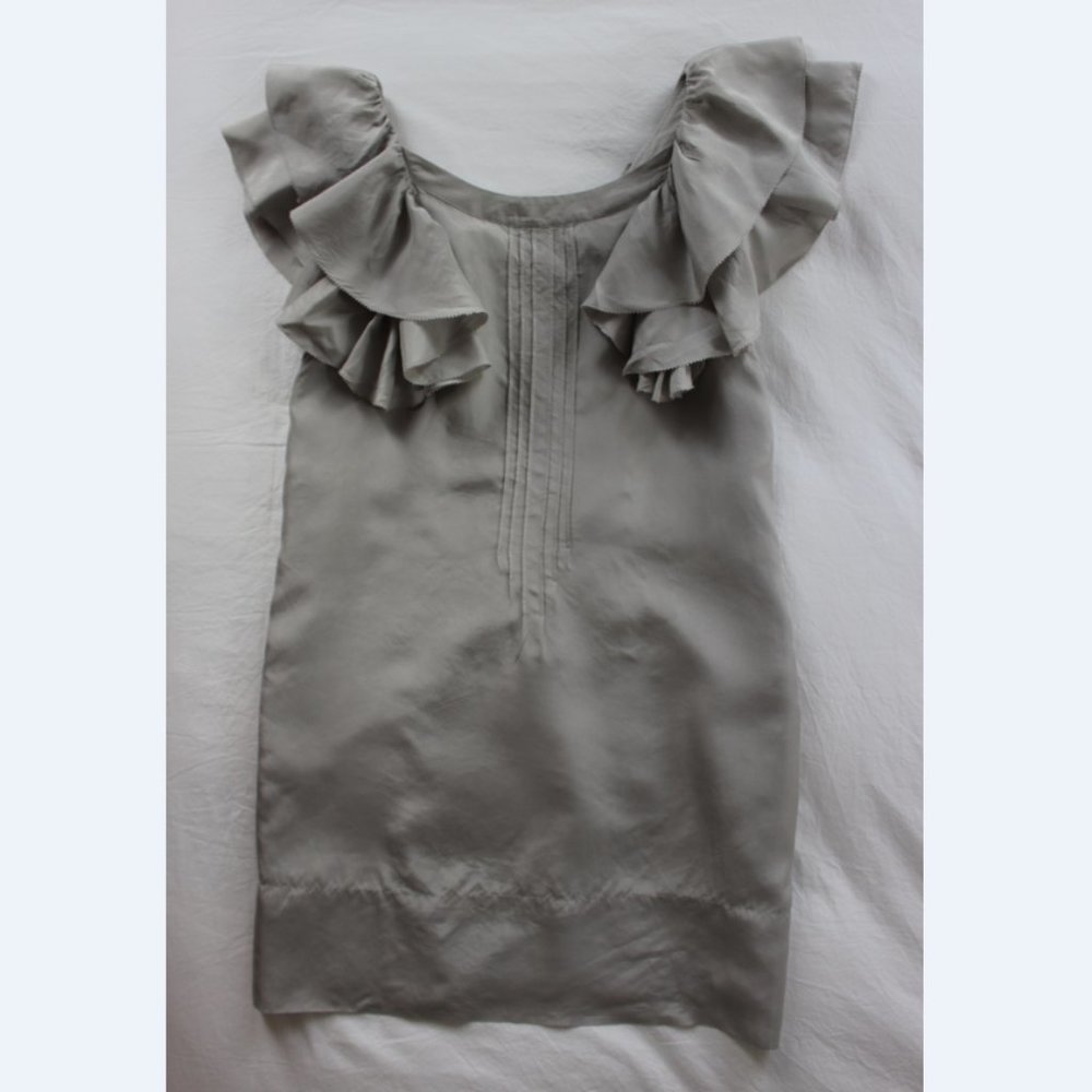 100% Silk Floreat Dress, size 2